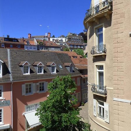 Appartment Am Rathaus บาเดน-บาเดน ภายนอก รูปภาพ