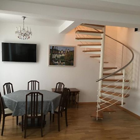 Appartment Am Rathaus บาเดน-บาเดน ภายนอก รูปภาพ