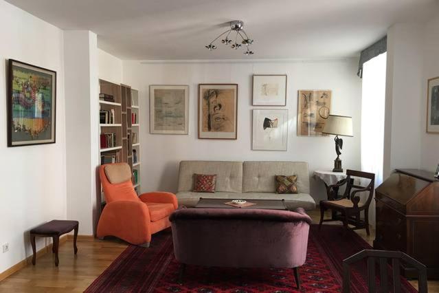 Appartment Am Rathaus บาเดน-บาเดน ภายนอก รูปภาพ