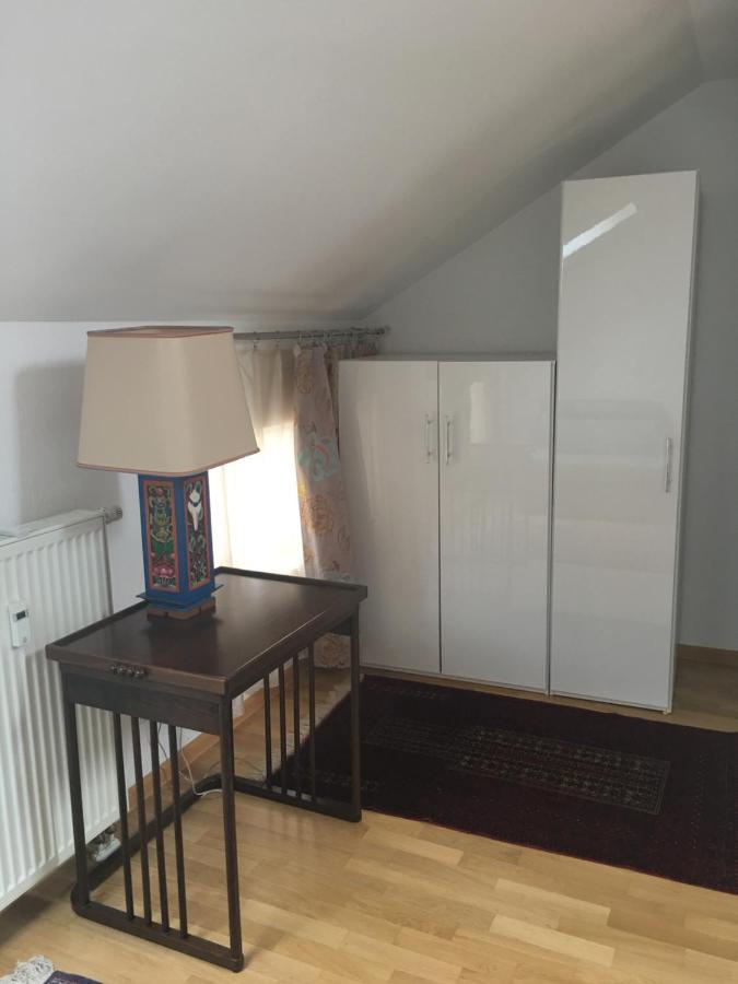 Appartment Am Rathaus บาเดน-บาเดน ภายนอก รูปภาพ